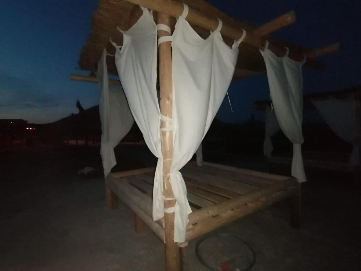 Garsoniera Papaya Beach Apartment Năvodari Екстериор снимка