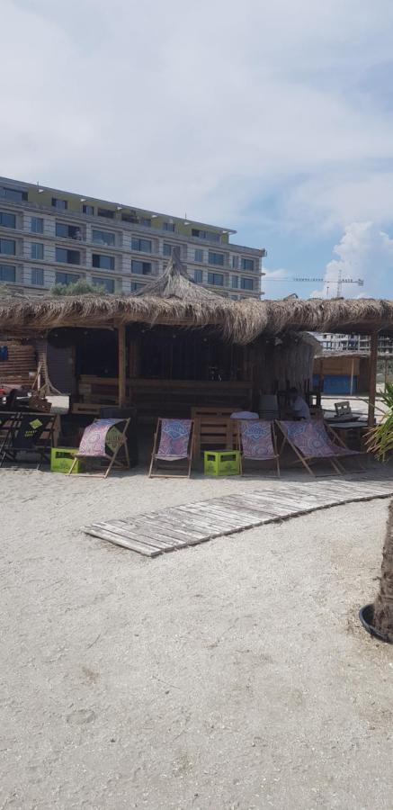 Garsoniera Papaya Beach Apartment Năvodari Екстериор снимка