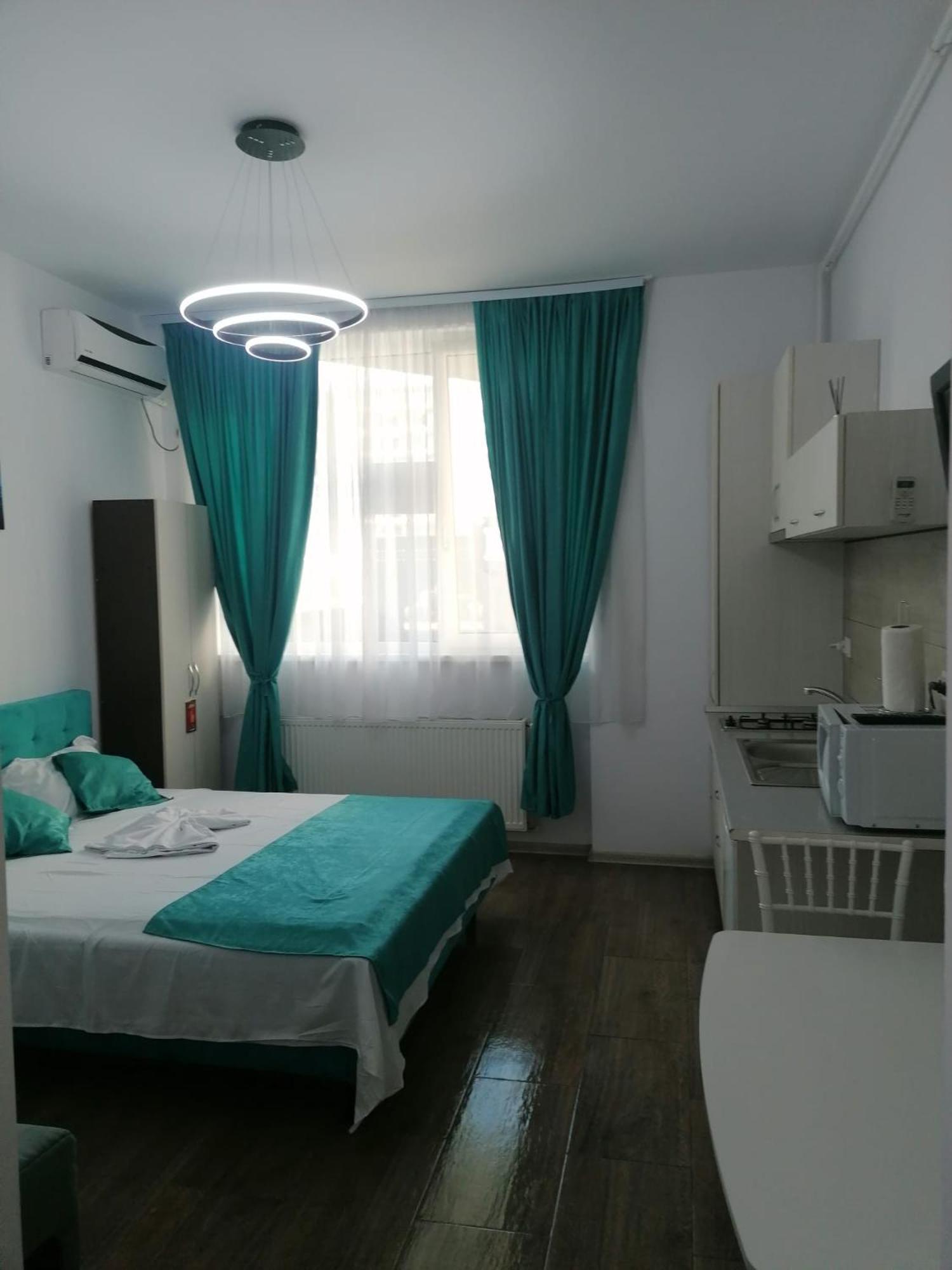 Garsoniera Papaya Beach Apartment Năvodari Екстериор снимка